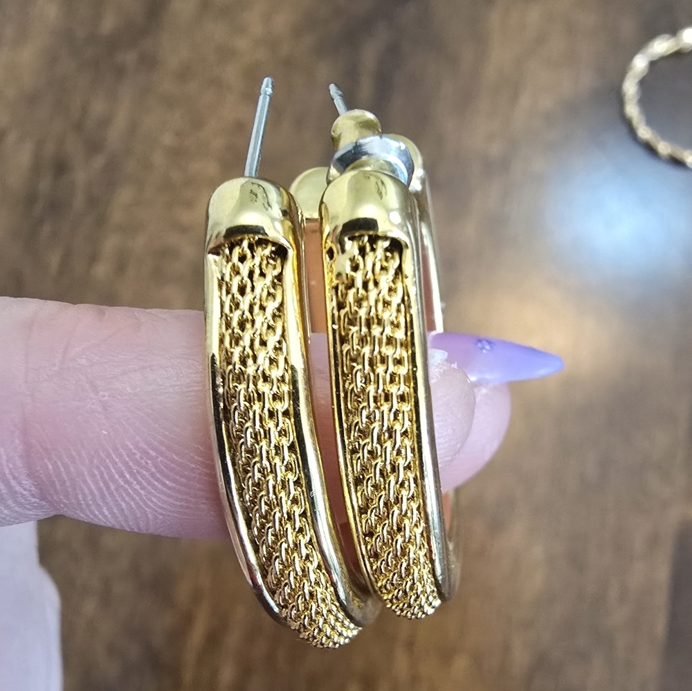 Gold Tone Mixed Hoop Earring Set Set Of 5 Hoops - Picture 3 of 8